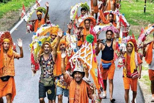 Ấn Độ: Hàng triệu tín đồ Hindu hành hương trong lễ Kanwar Yatra