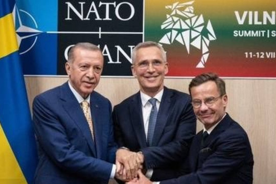 Thổ Nhĩ Kỳ đồng ý để Thụy Điển gia nhập NATO