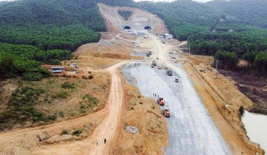 Bộ Giao thông Vận tải yêu cầu hoàn thành cao tốc Nghi Sơn - Diễn Châu trong tháng 7
