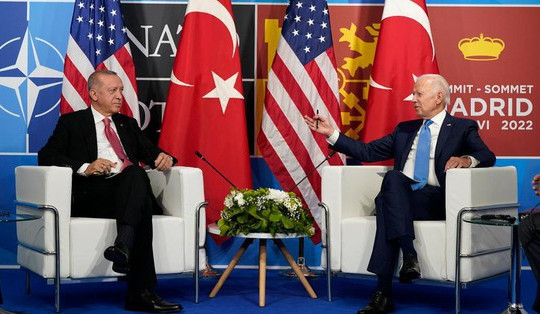 Nhà báo Mỹ: Tổng thống Biden ra giá "khủng" cho Thổ Nhĩ Kỳ