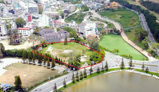 Chưa xem xét đề xuất dự án khách sạn 5 sao ven hồ Xuân Hương
