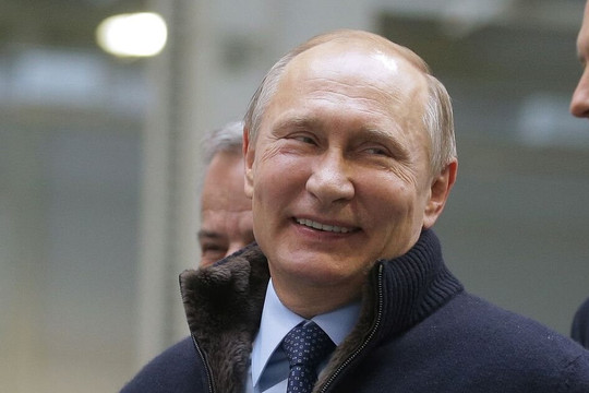 Dầu Nga lần đầu đánh bại "lằn ranh đỏ" của G7: Moscow giáng đòn vào cấm vận phương Tây