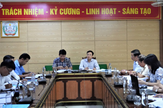 Tìm cách nâng cao chất lượng giáo dục huyện miền núi ở Quảng Bình