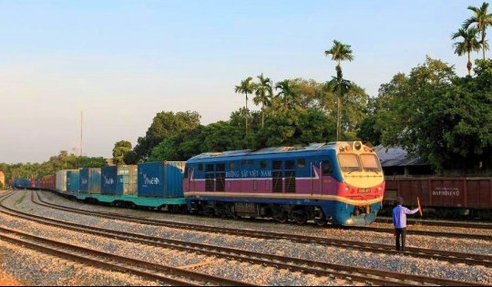 Cần khoảng 17 tỷ USD làm tuyến đường sắt Lào Cai - Hà Nội - Hải Phòng và Biên Hòa - Vũng