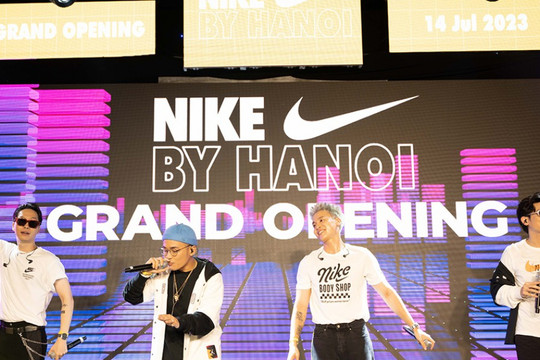 “Say nắng” cùng Phương Ly và Da Lab tại sự kiện khai trương Nike Vincom Bà Triệu