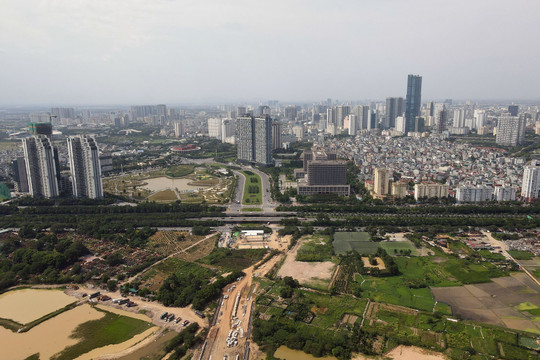Hình ảnh đường Lê Quang Đạo kéo dài đang xây dựng kết nối nhiều khu đô thị phía Tây Hà Nội