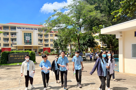 Học sinh trường vùng khó là thủ khoa của tỉnh Gia Lai