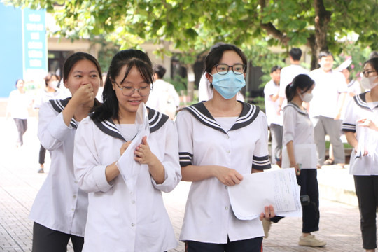 Lý do 4 thí sinh trường chuyên ở Nam Định bị 0 điểm Tiếng Anh