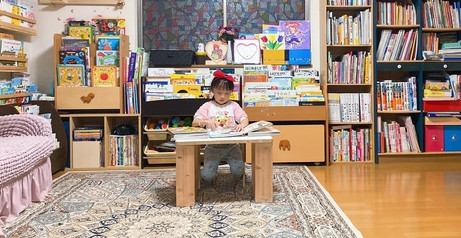 Em bé 6 tuổi ước dành 24 giờ mỗi ngày để đọc sách vì "ngủ thật lãng phí thời gian"