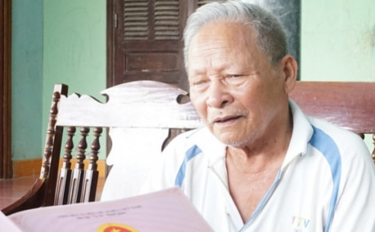 Cụ ông 78 tuổi đến nhà Bí thư Tỉnh ủy Thanh Hóa tố bị sách nhiễu