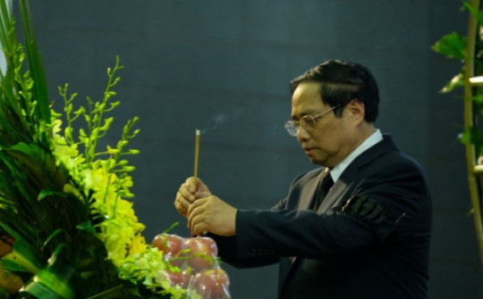 Lãnh đạo Đảng, Nhà nước viếng nguyên Phó Thủ tướng Nguyễn Khánh