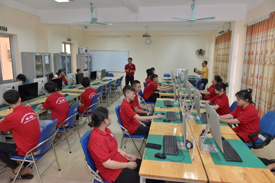 Trường Cao đẳng Công nghệ cao Hà Nội hỗ trợ 70% học phí cho 10 ngành nghề