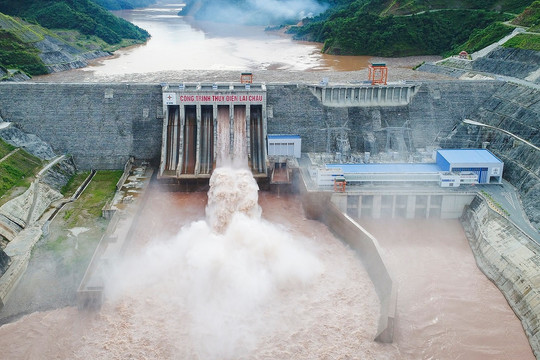 Nước dâng cao, các nhà máy thủy điện đã có thể khai thác 100% công suất
