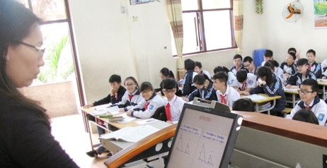 Bộ GD&ĐT nói về việc hơn 300 giáo viên Hà Nội mất cơ hội tăng lương