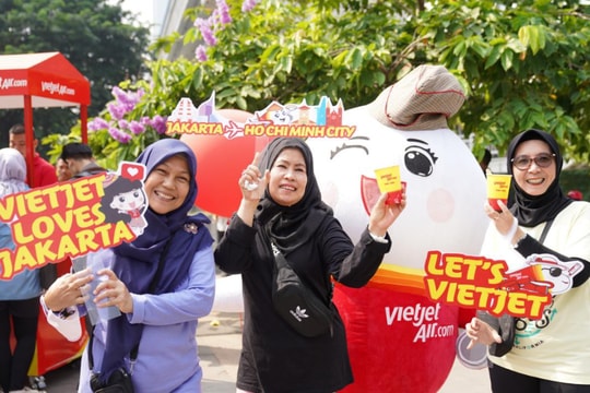 Check-in rộn ràng khắp thành phố Kochi (Ấn Độ), Jakarta (Indonesia) cùng Vietjet