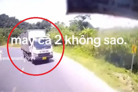 Clip: Xe thư báo ôm cua lao đầu vào xe tải, tài xế gặp hậu họa “đắt giá”