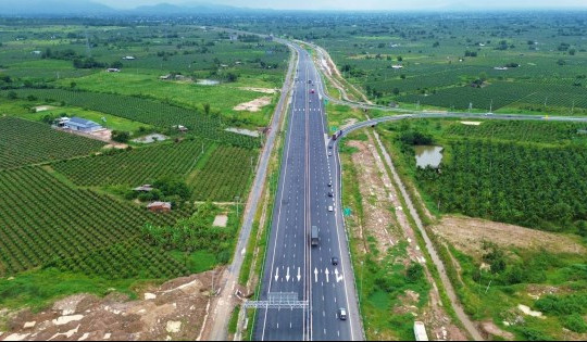Ngắm cao tốc Vĩnh Hảo - Phan Thiết 11.000 tỷ đồng
