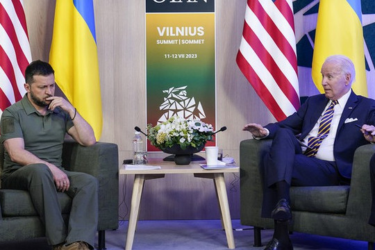 Mỹ tức giận với Tổng thống Ukraine
