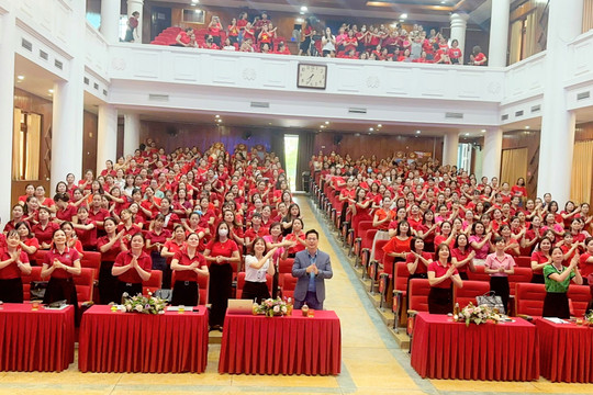 Gần 500 giáo viên ở Lào Cai tham gia chuyên đề xây dựng trường học hạnh phúc