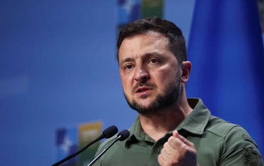 Tổng thống Zelensky nói Nga tập kích Ukraine bằng tên lửa tối tân Kinzhal