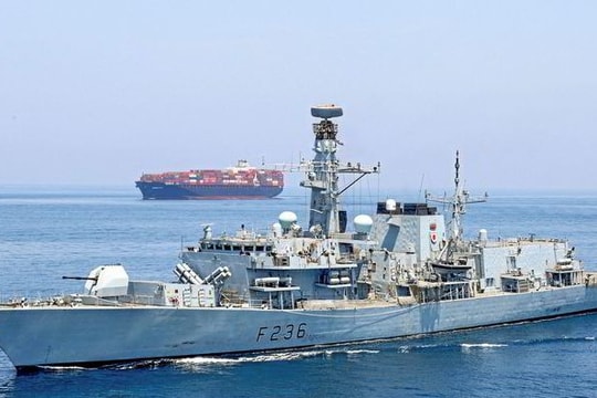 Iran đáp trả các động thái quân sự mới nhất của Mỹ ở vùng Vịnh