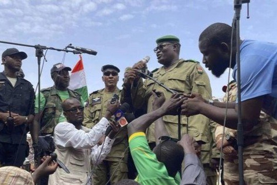 Đảo chính Niger: ECOWAS lên tiếng sau hạn chót, Mỹ liên lạc chính quyền quân sự
