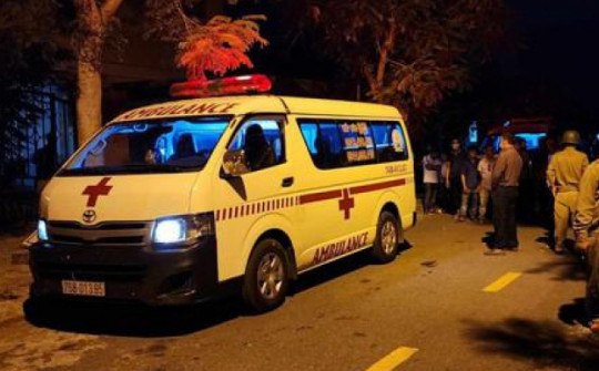 Đà Nẵng: Đến nhận thi thể người thân, bị nhân viên pháp y chặn xe