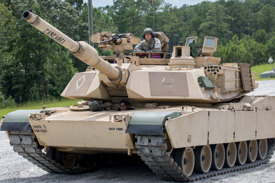 Mỹ phê duyệt chuyển lô xe tăng Abrams đầu tiên cho Ukraine