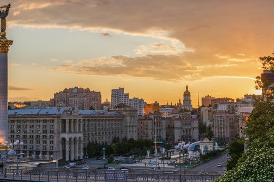 Quan chức Kiev tuyên bố không từ bỏ ‘công thức hòa bình’