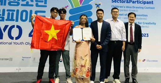 Nhóm học sinh Quảng Ninh đạt Huy chương Vàng tại Olympic khoa học quốc tế Hàn Quốc 2023