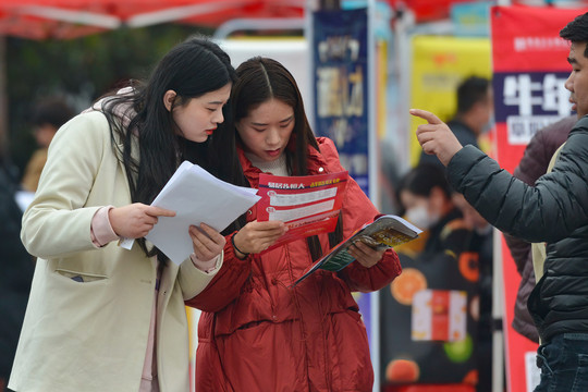 Áp lực thất nghiệp đổ lên đại học Trung Quốc
