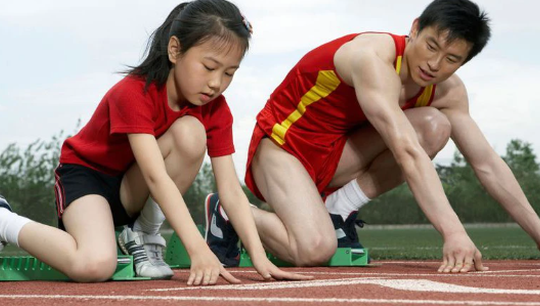 7 dấu hiệu cho thấy trẻ có năng khiếu thể thao hơn học tập