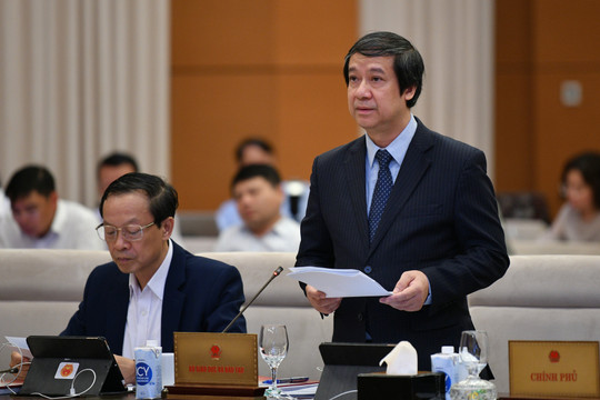 Bộ trưởng Nguyễn Kim Sơn kiến nghị không giao Bộ GD&ĐT biên soạn thêm bộ SGK