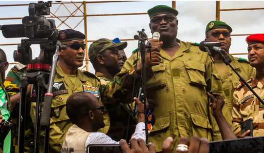 Nigeria chuẩn bị can thiệp quân sự vào Niger?