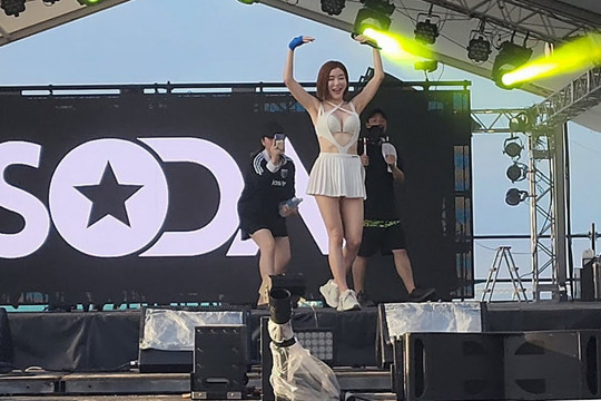 "Nữ DJ xinh nhất Hàn Quốc" lên tiếng khi bị chỉ trích mặc gợi cảm dẫn đến bị quấy rối