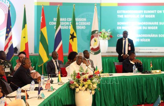 ECOWAS cân nhắc can thiệp quân sự vào Niger