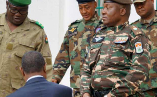 Chính quyền quân sự Niger ngỏ ý đàm phán, ECOWAS tuyên bố cứng rắn