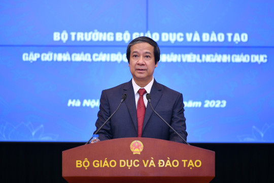 Bộ trưởng Nguyễn Kim Sơn nhấn mạnh '4 chữ kiên' để phát triển bền vững giáo dục