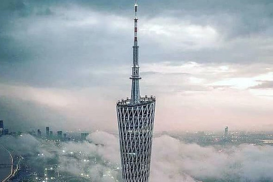 Tòa nhà chọc trời được ví như 'siêu mẫu' của Trung Quốc: Chiều cao và độ chịu chi đều 'hàng khủng', ngỡ ngàng nhất là loạt kỷ lục khiến nhiều người 'khó thở'