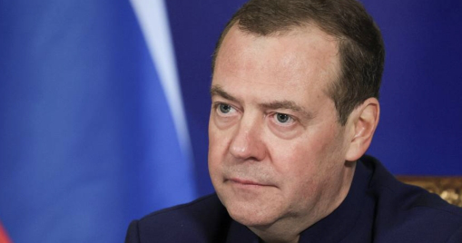 Ông Medvedev: Phương Tây kiếm tiền từ xung đột Ukraine