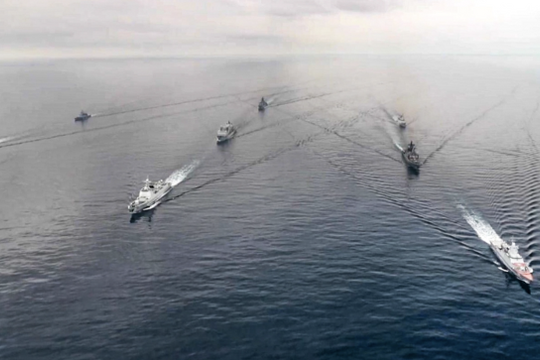 Tàu chiến Nga, Trung Quốc tập trận phô diễn sức mạnh ở Thái Bình Dương