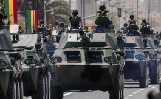 Tập đoàn vũ khí Trung Quốc tăng ảnh hưởng ở Tây Phi, "thách thức" Nga, Pháp