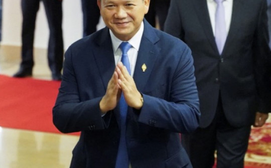 Ông Hun Manet chính thức trở thành thủ tướng Campuchia