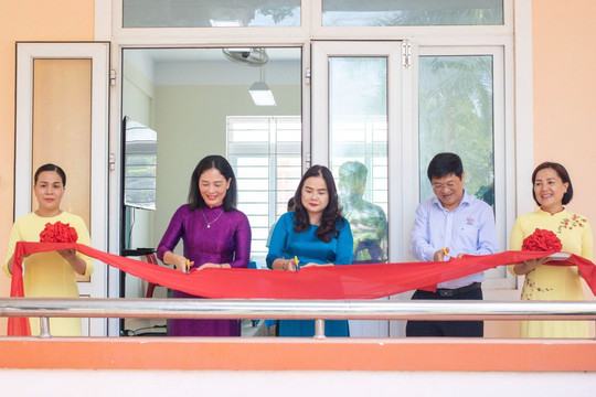 Đưa vào sử dụng phòng học STEM tại trường THPT ở Quảng Trị