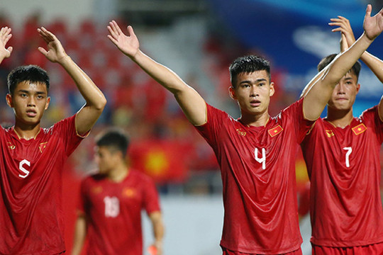 U23 Việt Nam vào bán kết giải ĐNÁ: Báo Malaysia e ngại, báo Indonesia so sánh với Thái Lan