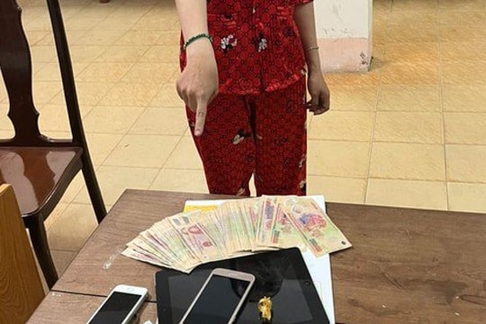 Lấy vàng, tiền trong nhà mang gửi rồi báo tin bị trộm