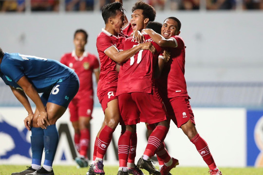 Video bóng đá U23 Thái Lan - U23 Indonesia: Thủng lưới liên tiếp, "Voi chiến" lâm nguy (U23 Đông Nam Á) (H1)