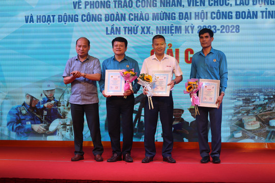 Trao giải báo chí về phong trào công nhân, người lao động ở Thanh Hóa