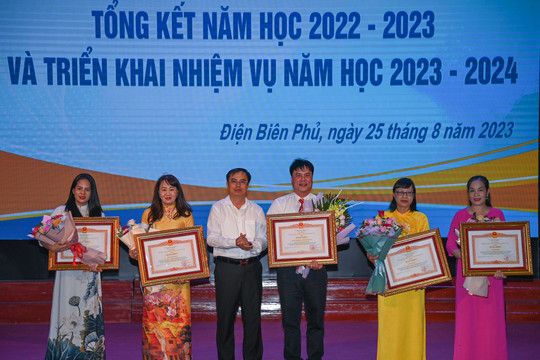 Thành phố Điện Biên Phủ xác định 10 nhiệm vụ trọng tâm trong năm học mới