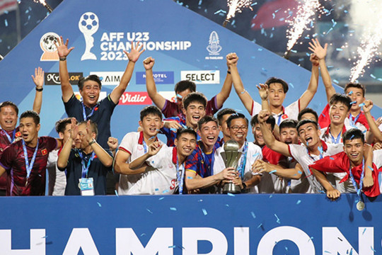 U23 Việt Nam vô địch giải ĐNÁ: Báo Indonesia ca ngợi kỷ lục của thầy trò ông Tuấn